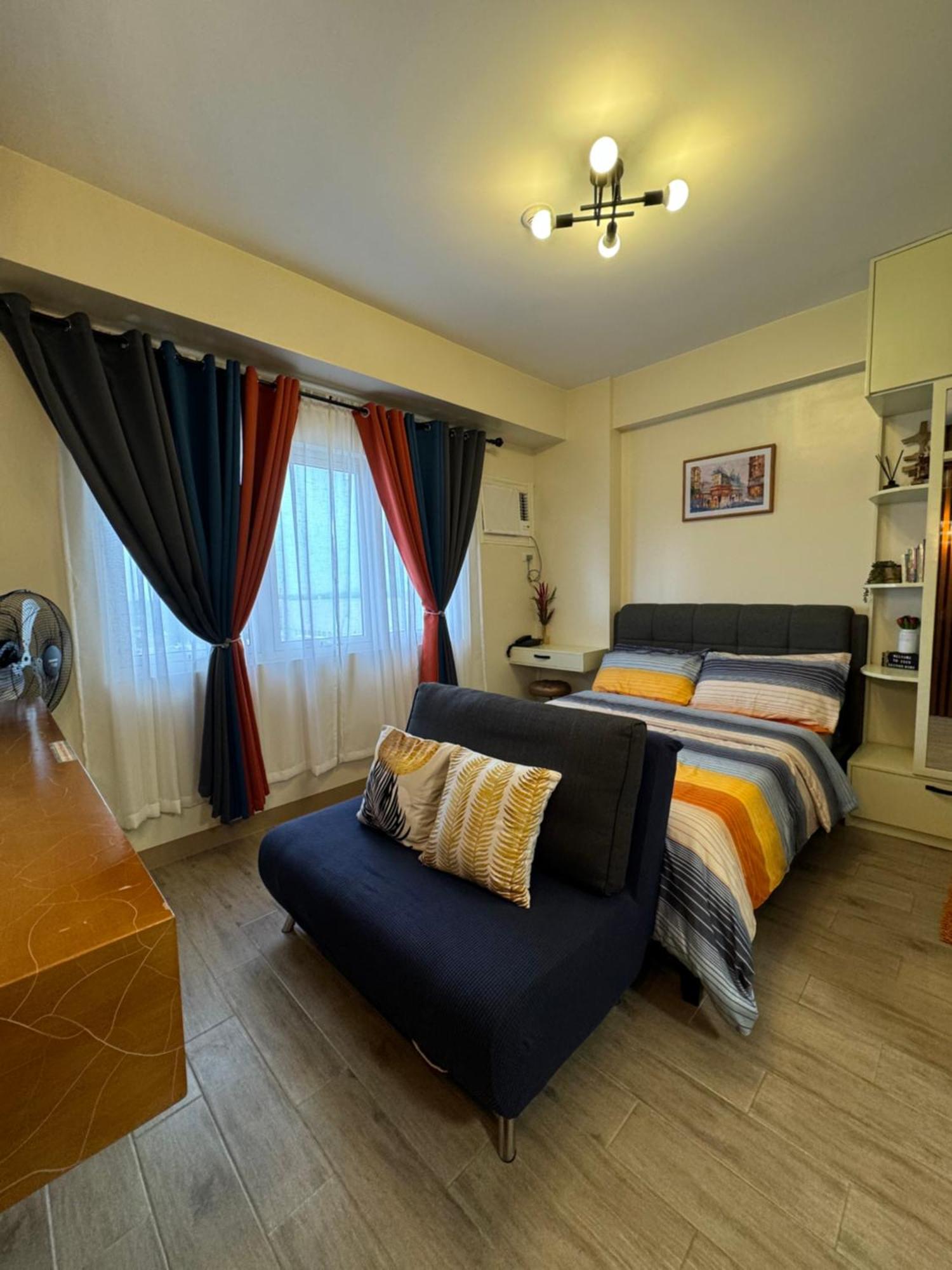 Condo Home With Fast Wifi In Bacolod City Εξωτερικό φωτογραφία