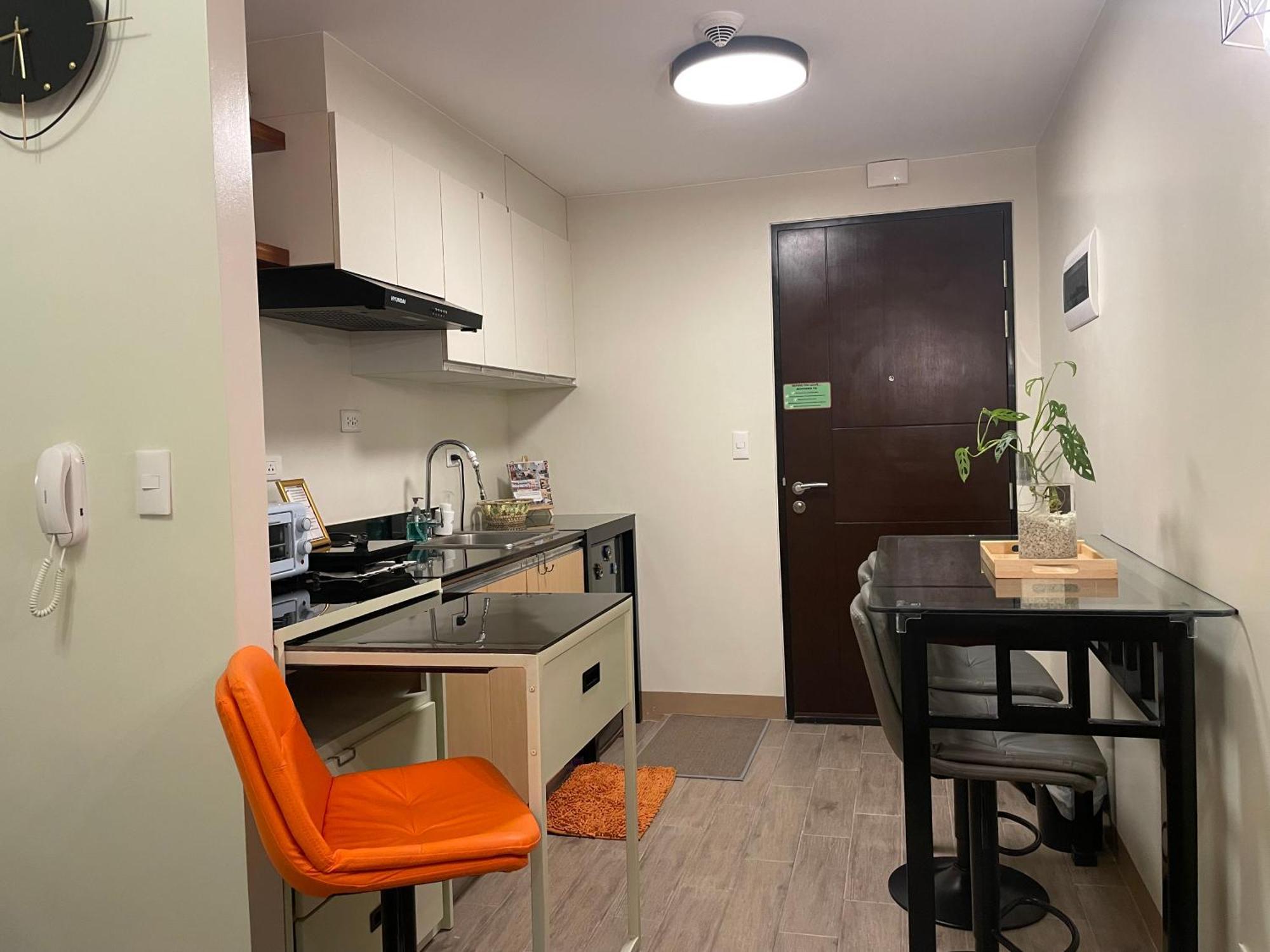 Condo Home With Fast Wifi In Bacolod City Εξωτερικό φωτογραφία